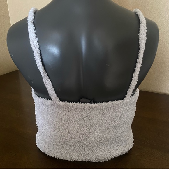 Fuzzy tank top - Picture 4 of 7